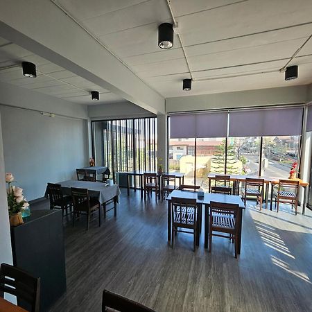Polkadot Hostel Пхітсанулок Екстер'єр фото